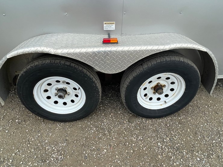 #2959-•-2017-rc-tandem-axle-enclosed-trailer-(no-title)-image-25