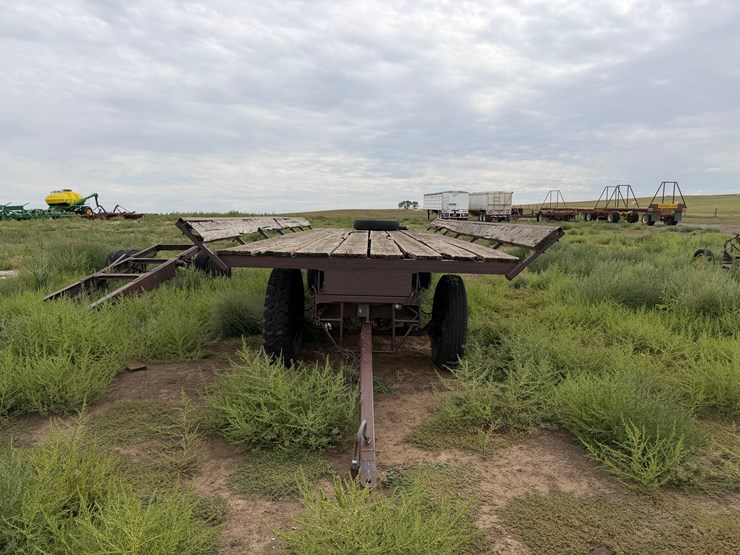 hay-trailer-image-2