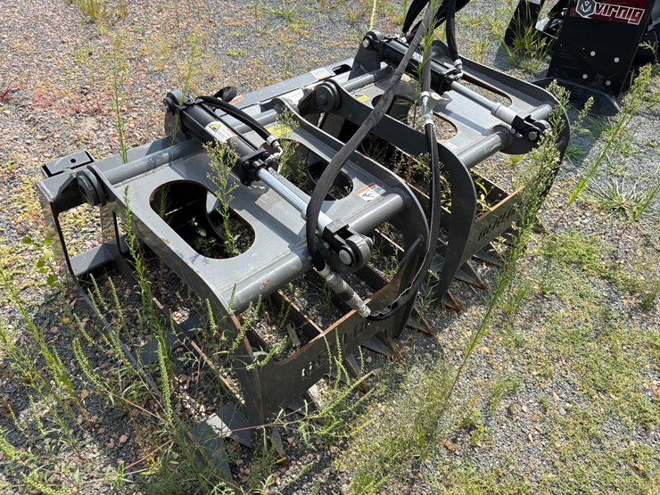 #514-•-2023-berlon-66"-grapple-(barron,-wi)-image-2