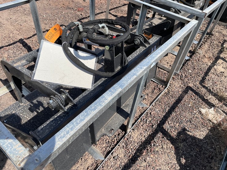 #2410-•-unused-2026-landhonor-mini-skid-steer-grapple-bucket-image-8