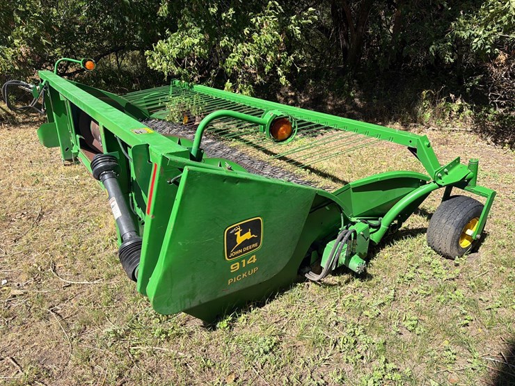 john-deere-914-header-image-1