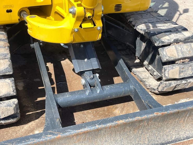 #105-•-2024-komatsu-55mr-5-excavator-(kaukauna,-wi)-image-14