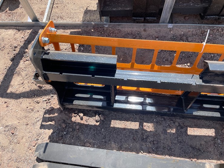 #2422-•-unused-2026-landhonor-pallet-fork-attachment-image-5