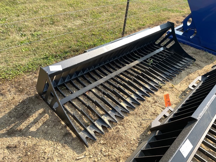 #2525-•-greatbear-skid-steer-rock-bucket-attachment-image-3