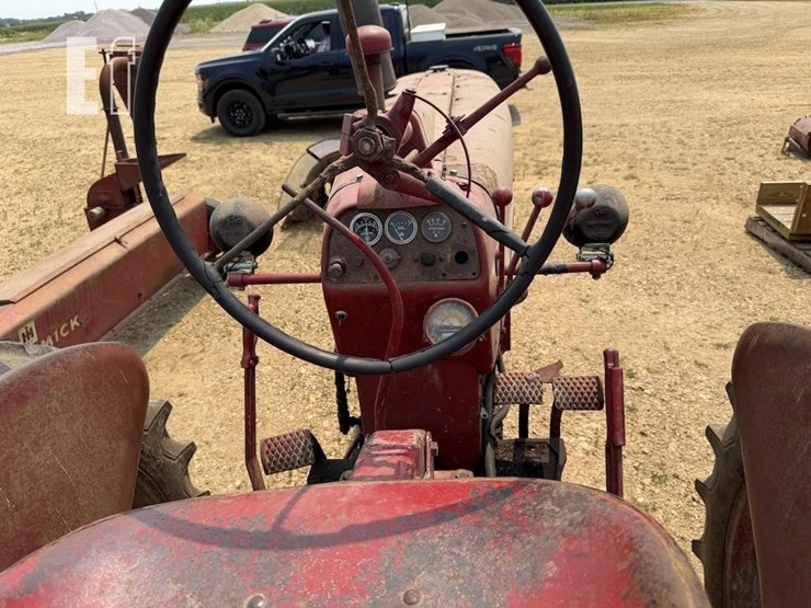 1958-farmall-450-image-8