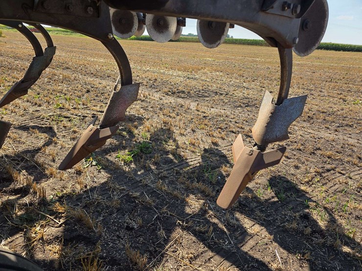 john-deere-2700-image-12