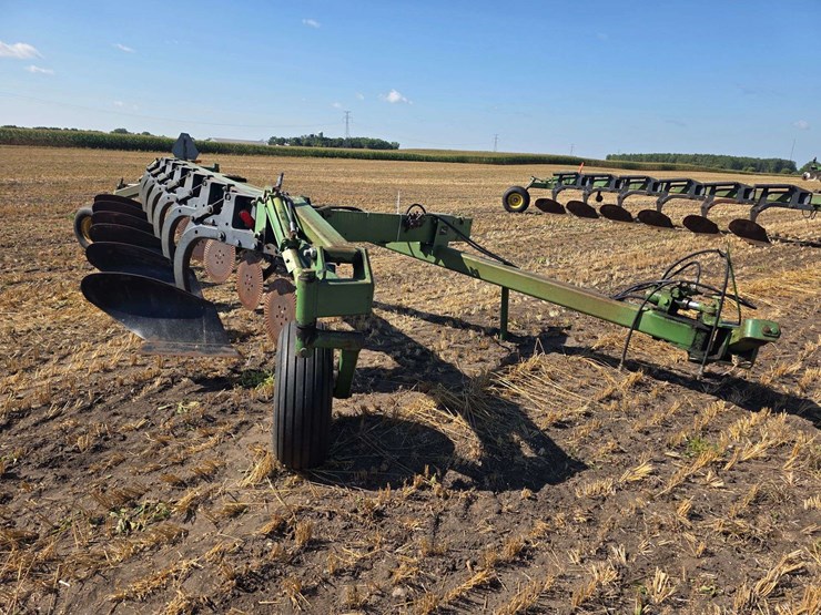 john-deere-2700-image-22
