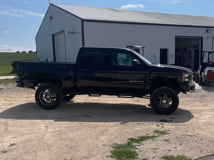 #301-•-2012-chevy-silverado-lt-pickup-truck-(has-wi-title)-(chilton,-wi)-image-4