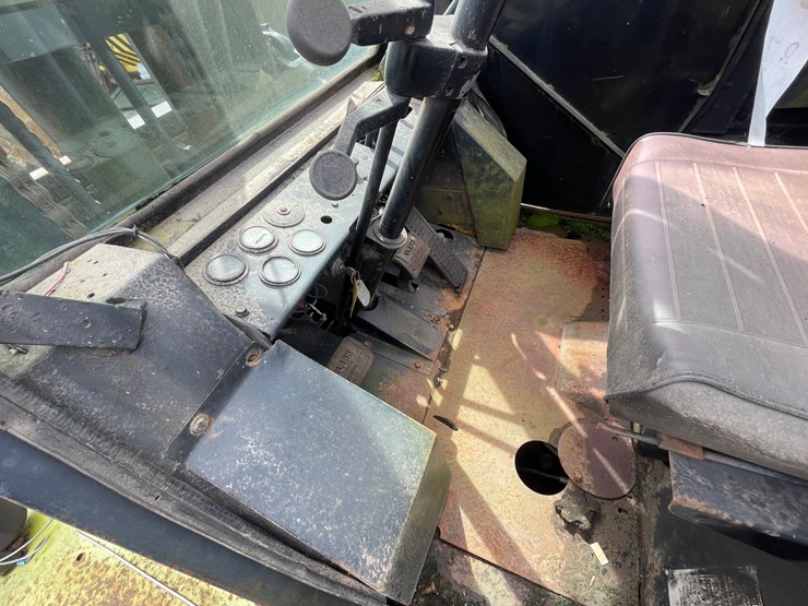 #135-•-clark-forklift-(shawano,-wi)-image-43