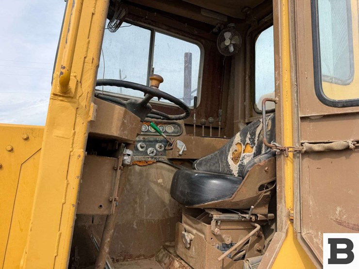 caterpillar-613b-image-50