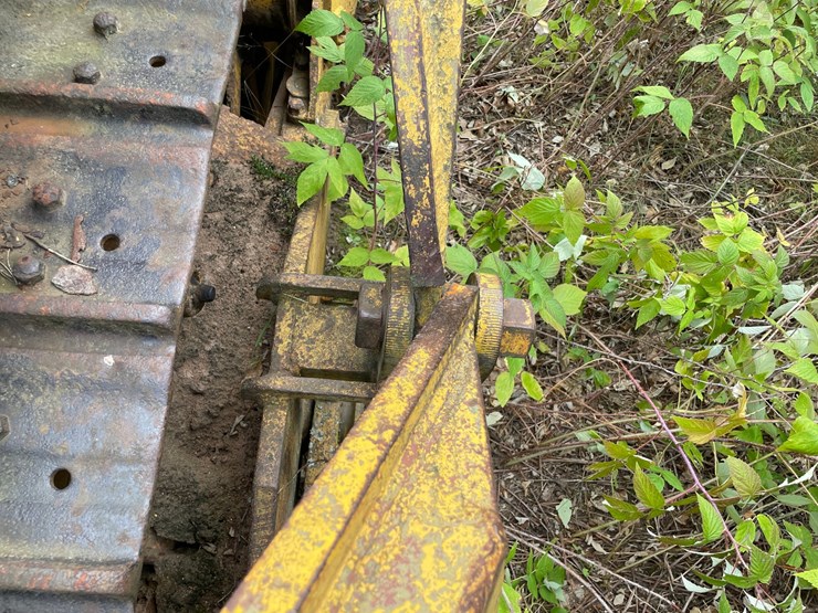 caterpillar-d4-image-19