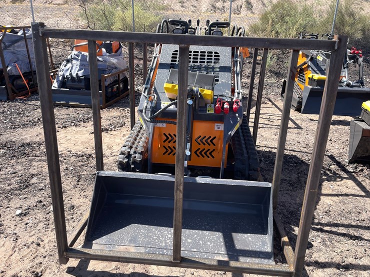 #2066-•-unused-2026-landhonor-mini-skid-steer-loader-image-27