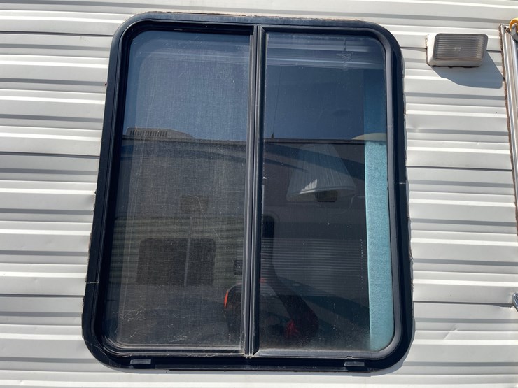 #1858-•-1994-fleetwood-travel-trailer-(has-nm-title)-image-50