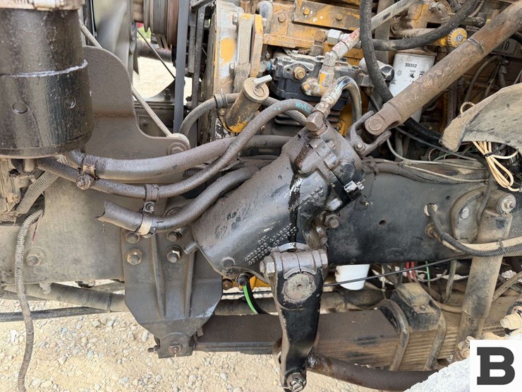 2002-sterling-l9500-image-51