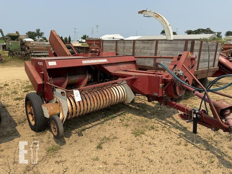 case-ih-425-image-1