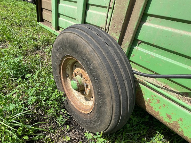 #2975-•-owatonna-540-stacker-image-13