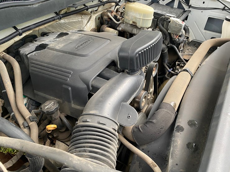 2015-chevrolet-2500-image-41