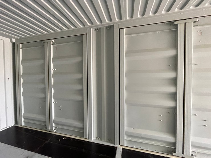 #500-•-40'-high-cube-multi-door-shipping-container-image-12