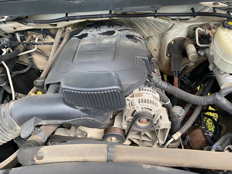 2015-chevrolet-2500-image-39