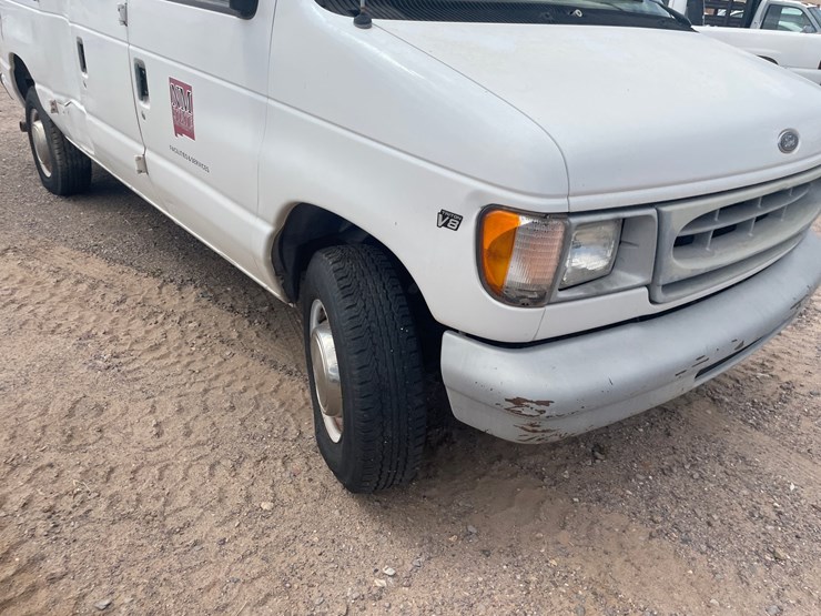 2000-ford-e350-image-13