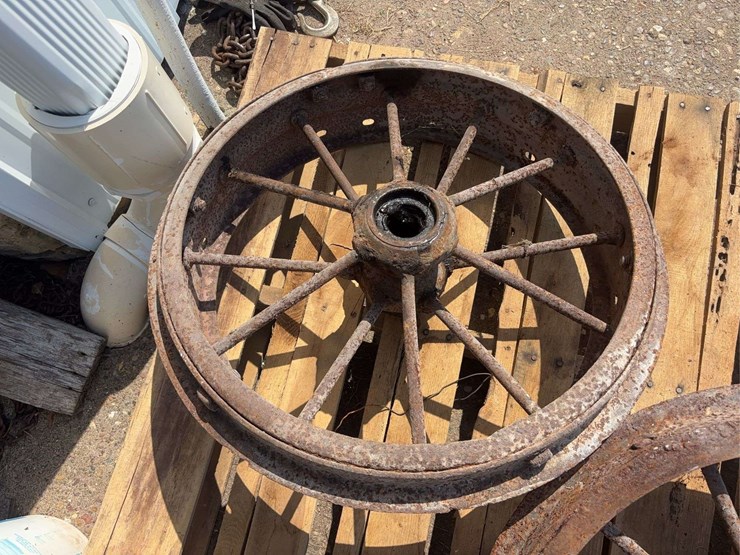 john-deere-24-image-13