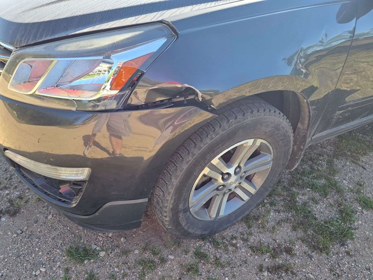2014-chevrolet-traverse-lt-image-16