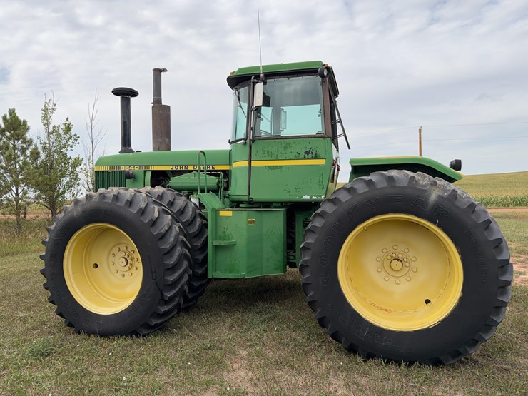 john-deere-8640-image-8