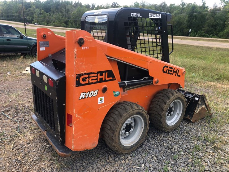 2020-gehl-r105-image-3