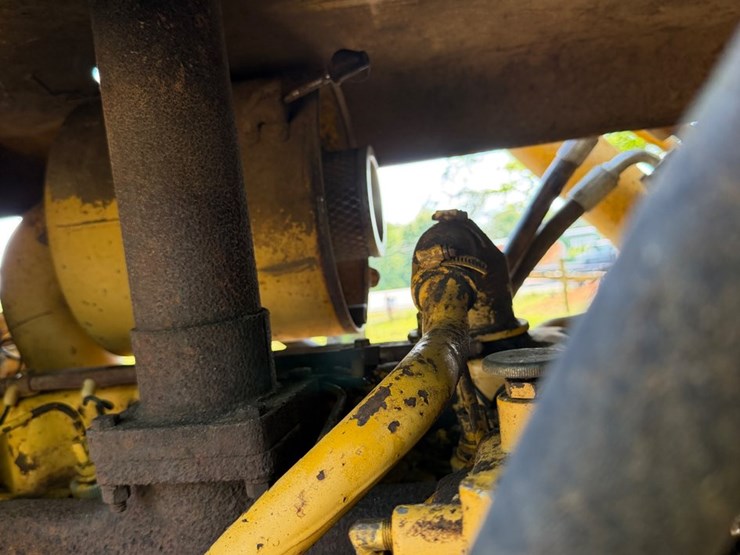 caterpillar-d4d-image-11