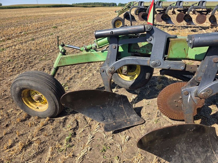 john-deere-2800-image-8