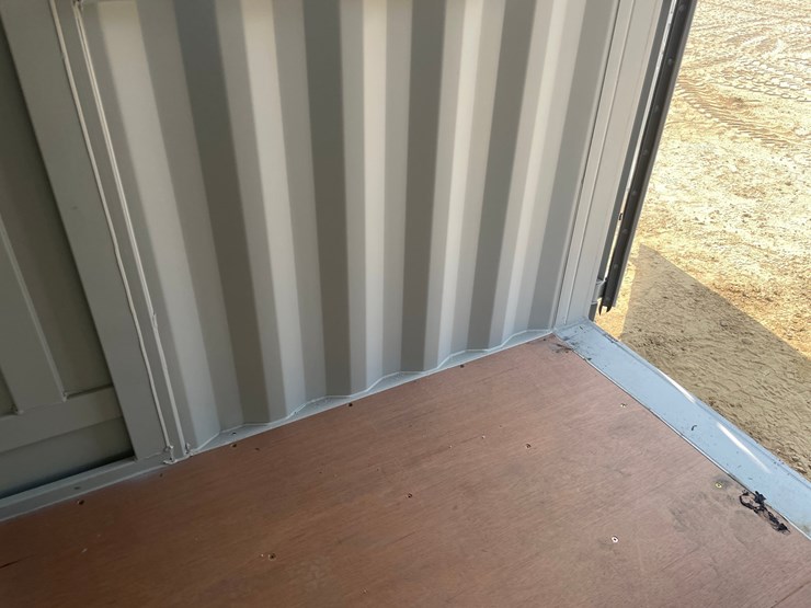#2529-•-9'-container-office-image-24