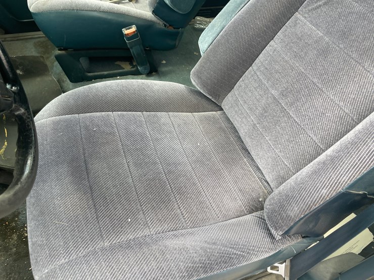 1994-chevrolet-astro-image-24