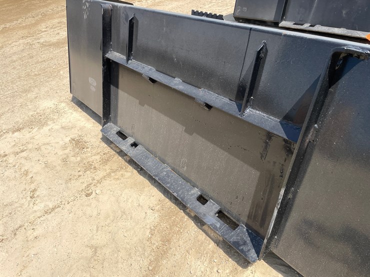#2246-•-new-swict-96"-snow-skid-steer-bucket-image-14