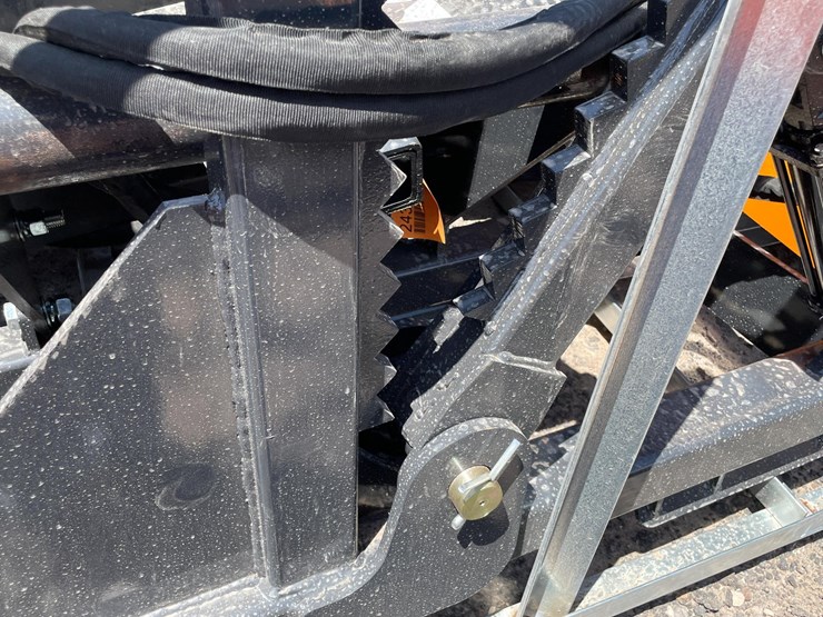 #2429-•-unused-2026-landhonor-skid-steer-tree-puller-attachment-image-10