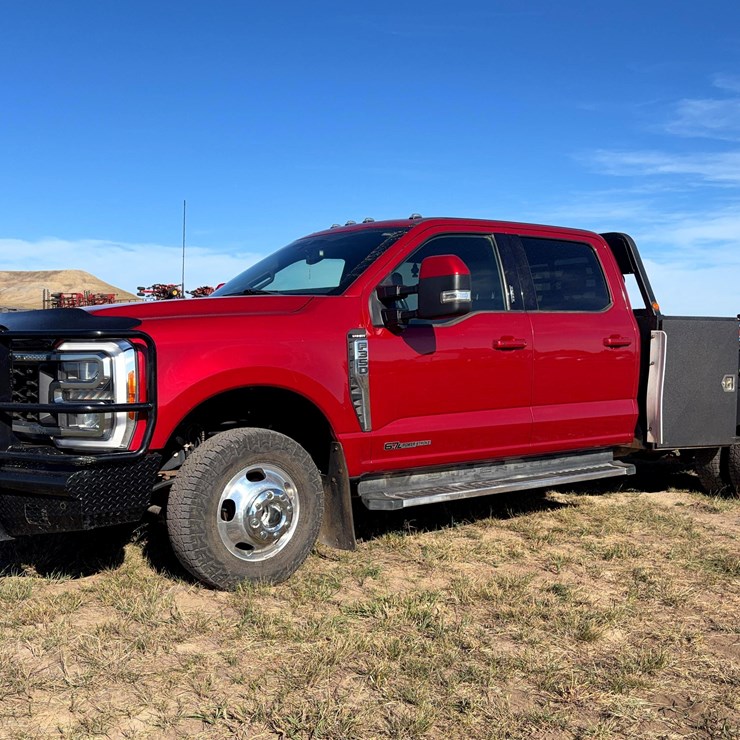 2023 FORD F350