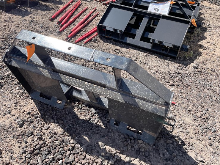 #2426-•-unused-2026-landhonor-skid-steer-bale-spear-image-5