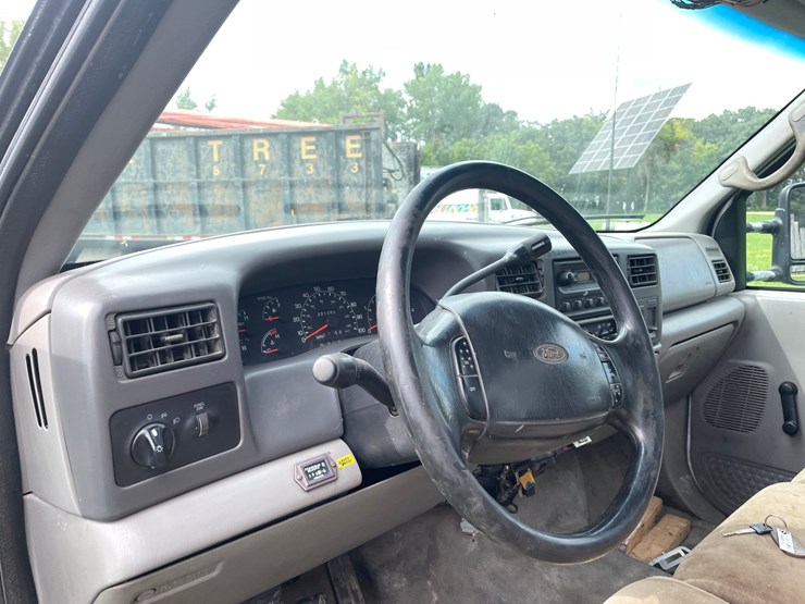 2000-ford-f550-image-15