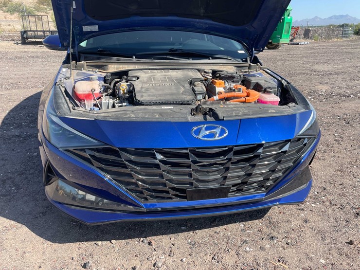 #1859-•-2023-hyundai-elantra-(has-nm-title)-image-59