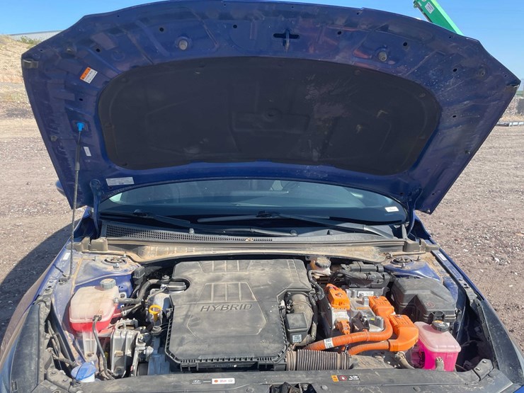 #1859-•-2023-hyundai-elantra-(has-nm-title)-image-50