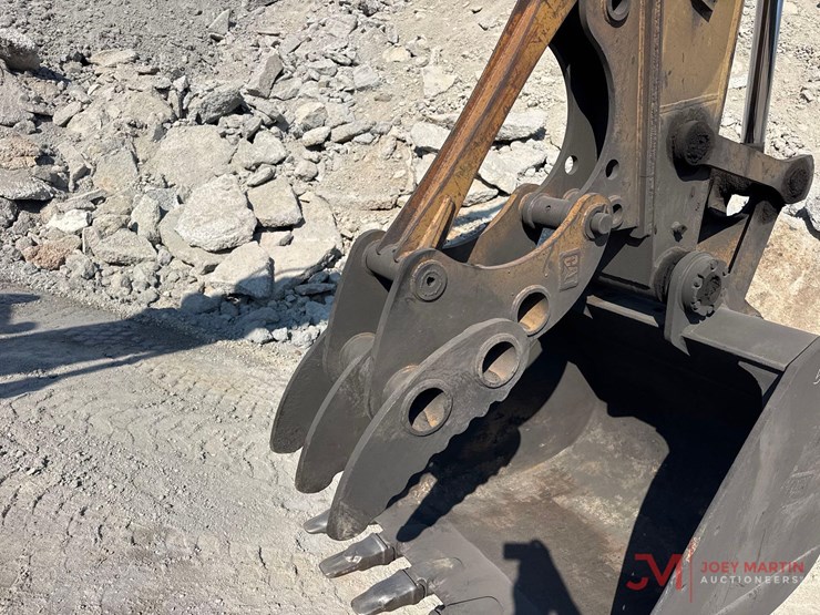 2006-caterpillar-324dl-image-15