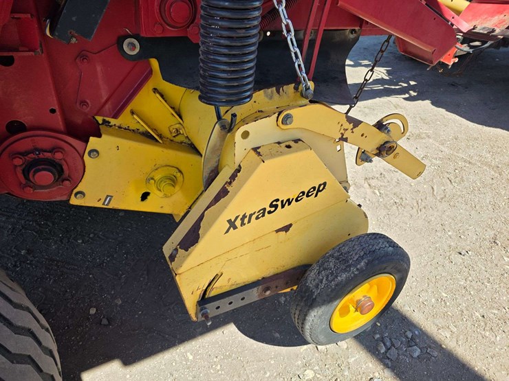 2009-new-holland-br7090-image-15