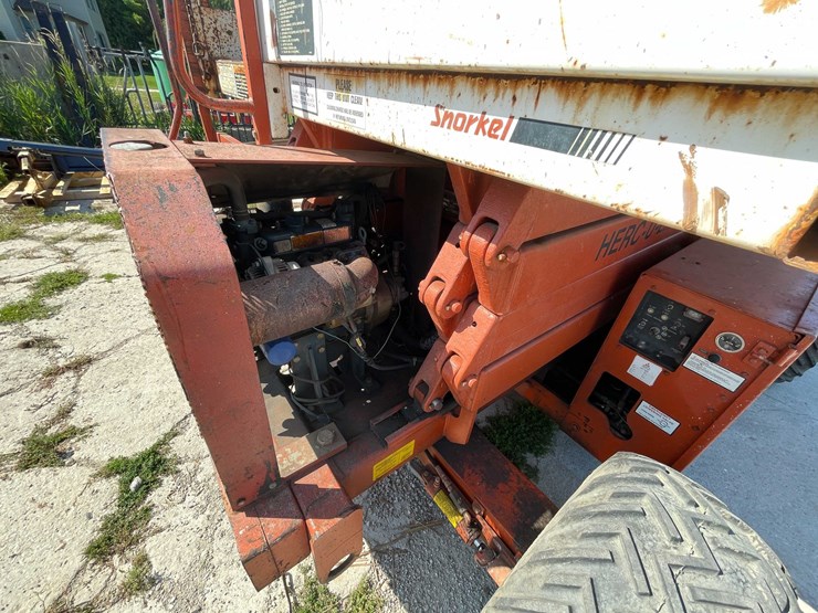 #130-•-snorkel-lift-(chilton,-wi)-image-20