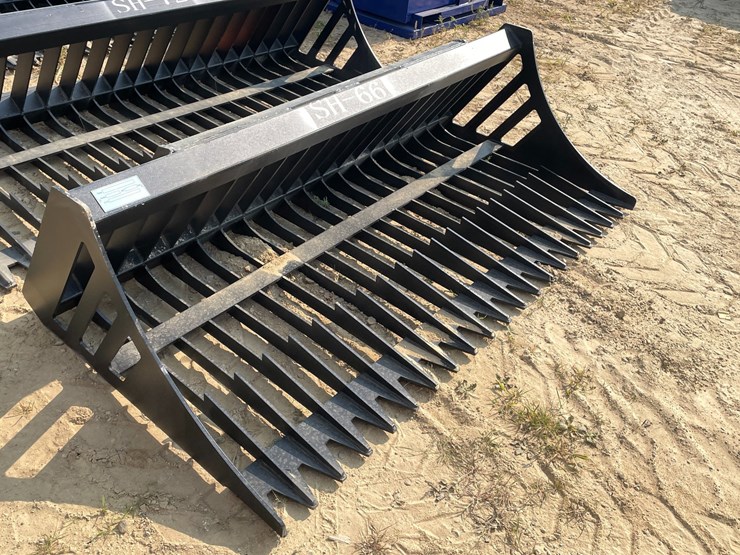 #2528-•-greatbear-skid-steer-rock-bucket-attachment-image-3