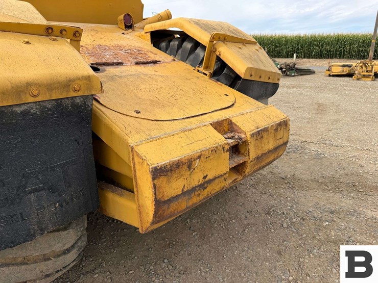 caterpillar-613b-image-30