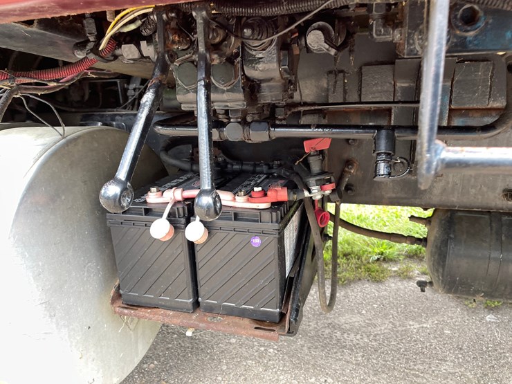 #204-•-1997-ford-4202l-garbage-truck-(has-mn-title)(clarks-grove,-mn)-image-75