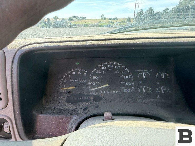 1999-chevrolet-2500-image-39