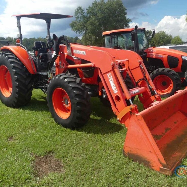 2018 KUBOTA M6S-111SHD