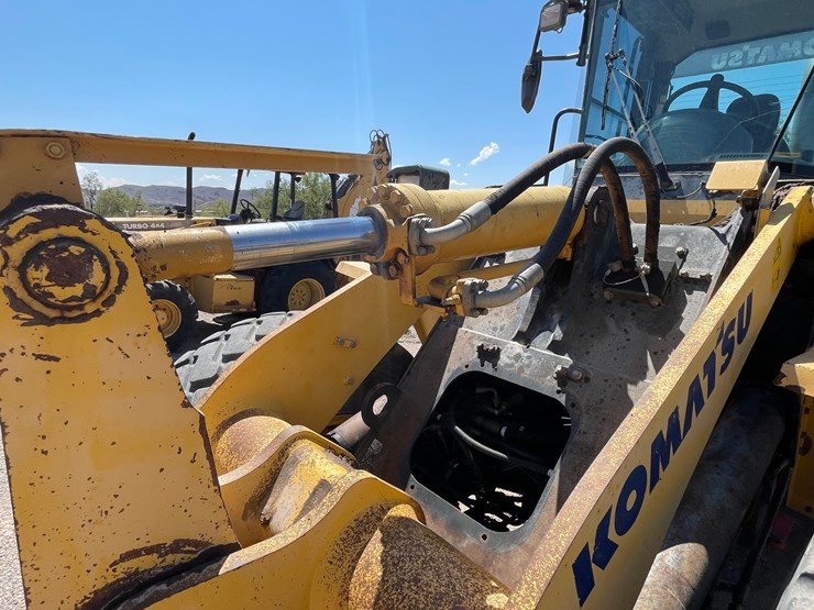 2006-komatsu-wa250-image-19
