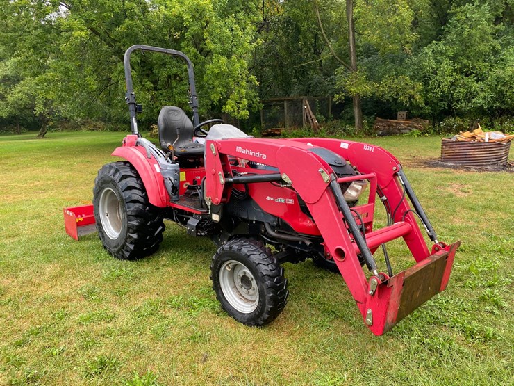 mahindra-1538-hst-image-3