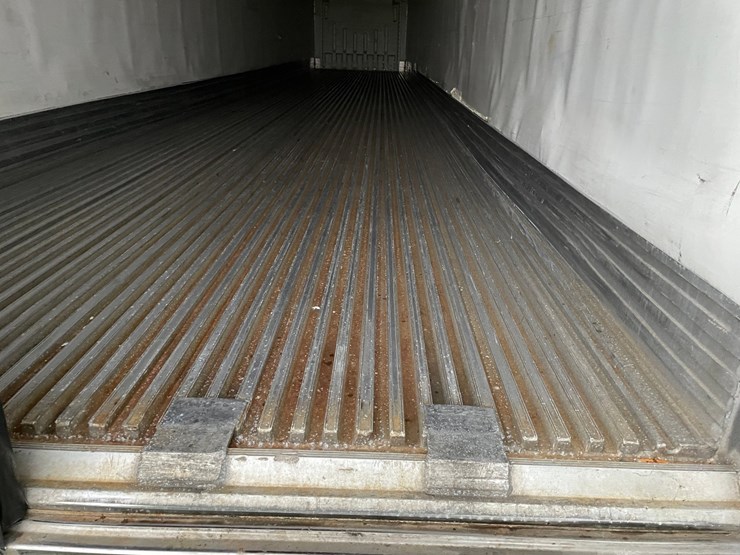 2017-utility-3000r-image-13